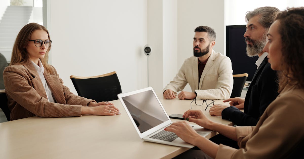 经济舱内香烟的合法性与安全隐患